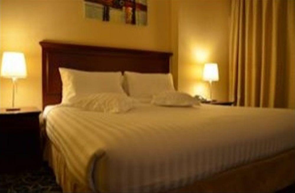 Richmond Greens Hotel Dubai Exterior foto